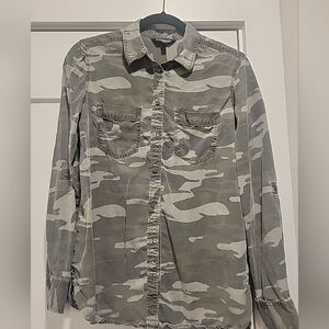 Express Camouflage Button Down Shirt Sz Small